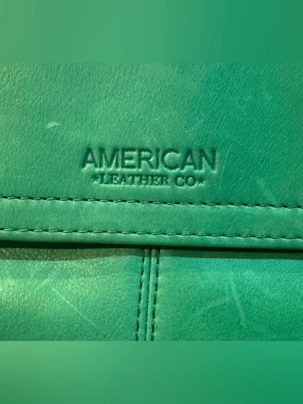 American Leather Co. Kansas Crossbody Calf Leather Vibrant Green EUC